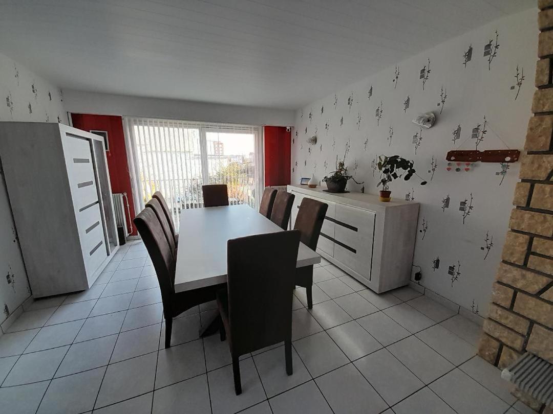 Zouzoubelle Villa Coudekerque-Branche Exteriör bild