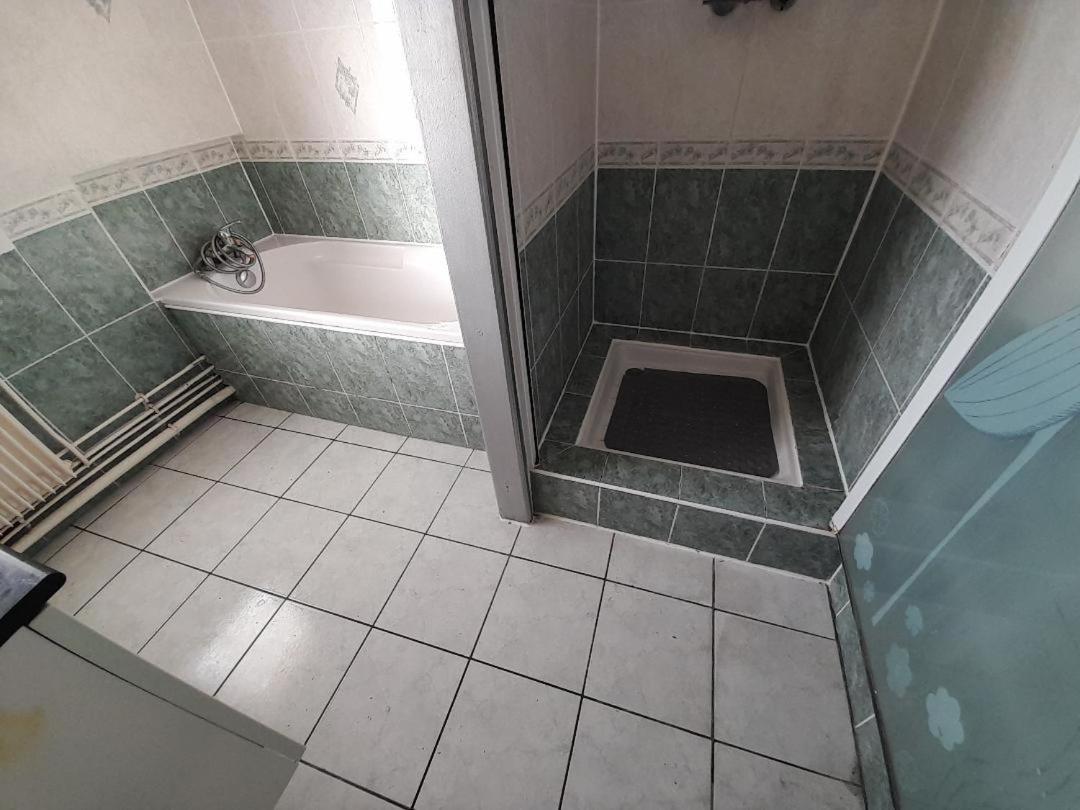 Zouzoubelle Villa Coudekerque-Branche Exteriör bild